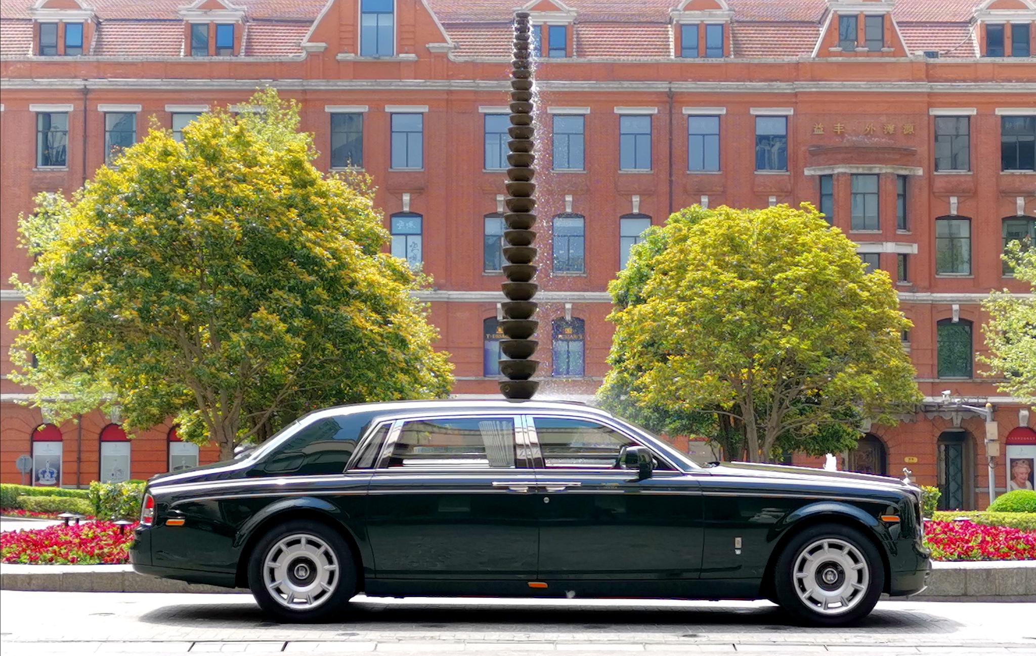 半岛酒店定制劳斯莱斯,感受一下这个气场