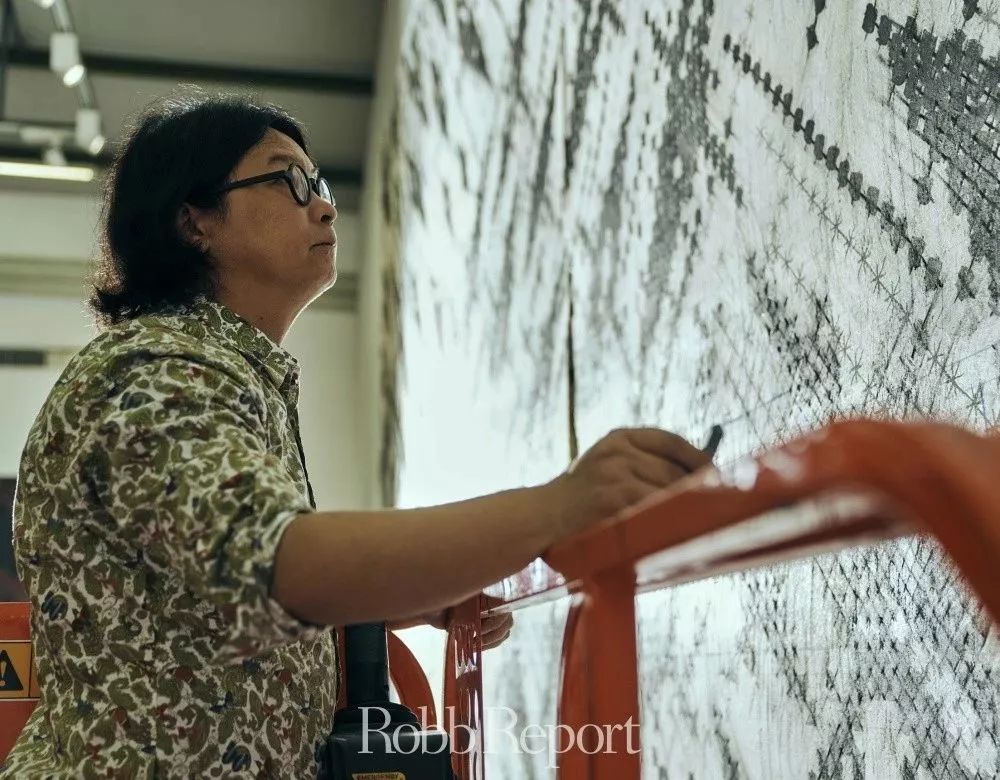 罗博艺术家 | 丁乙:平静中有暗流涌动