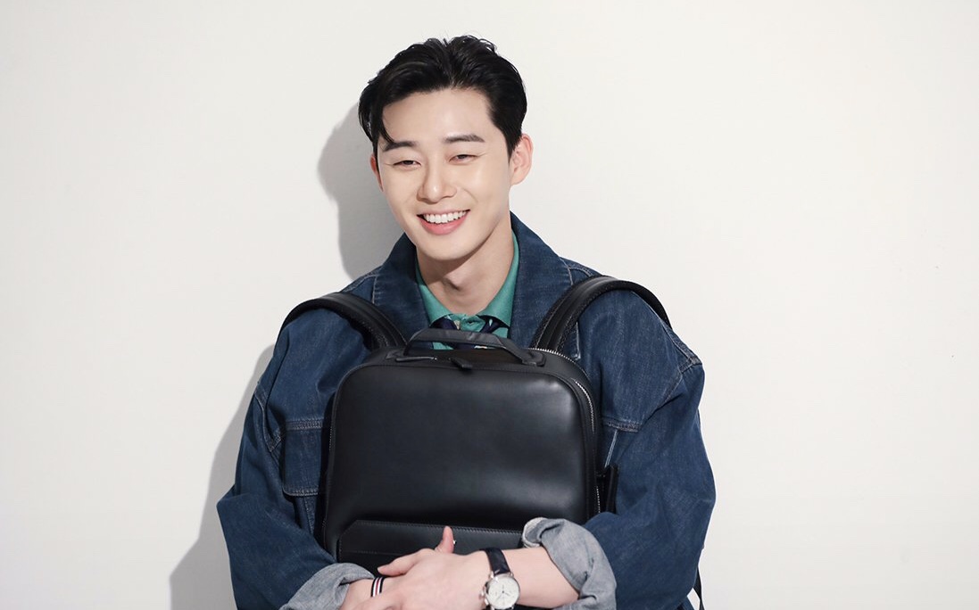 朴叙俊的招牌笑容简直无人能敌啊