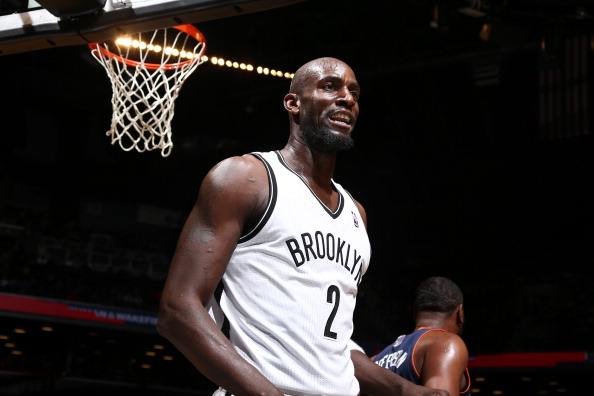 看着前辈加内特的背影,唐斯什么时候才能真正成长为"狼王"?