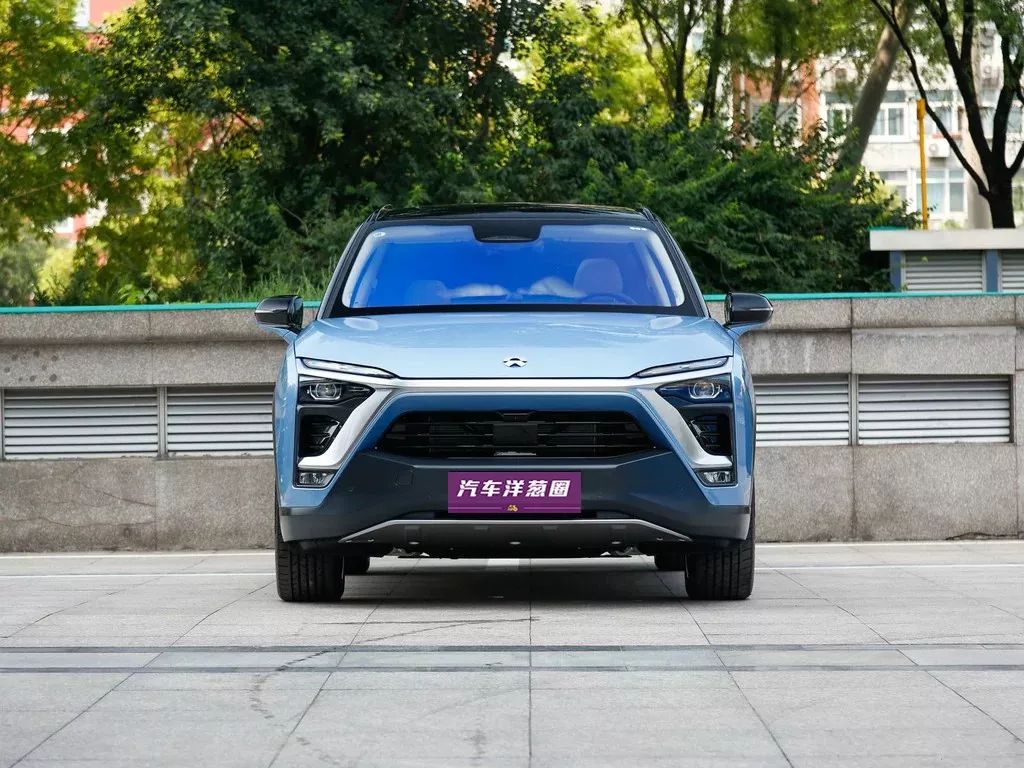 es6es6的整体设计保持了与es8一样的风格,第一眼看上去还是很容易混淆