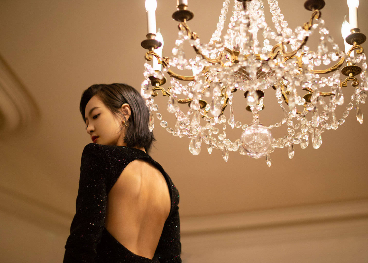 宋茜这一组露背装绝了,太有气质了