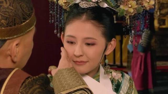 甄嬛传:叶澜依宠冠六宫,为何还要与甄嬛结盟?可惜果郡王不知道