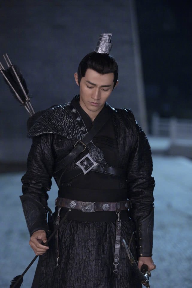 他是《庆余年》中的燕小乙,扒一扒居然还有这么多