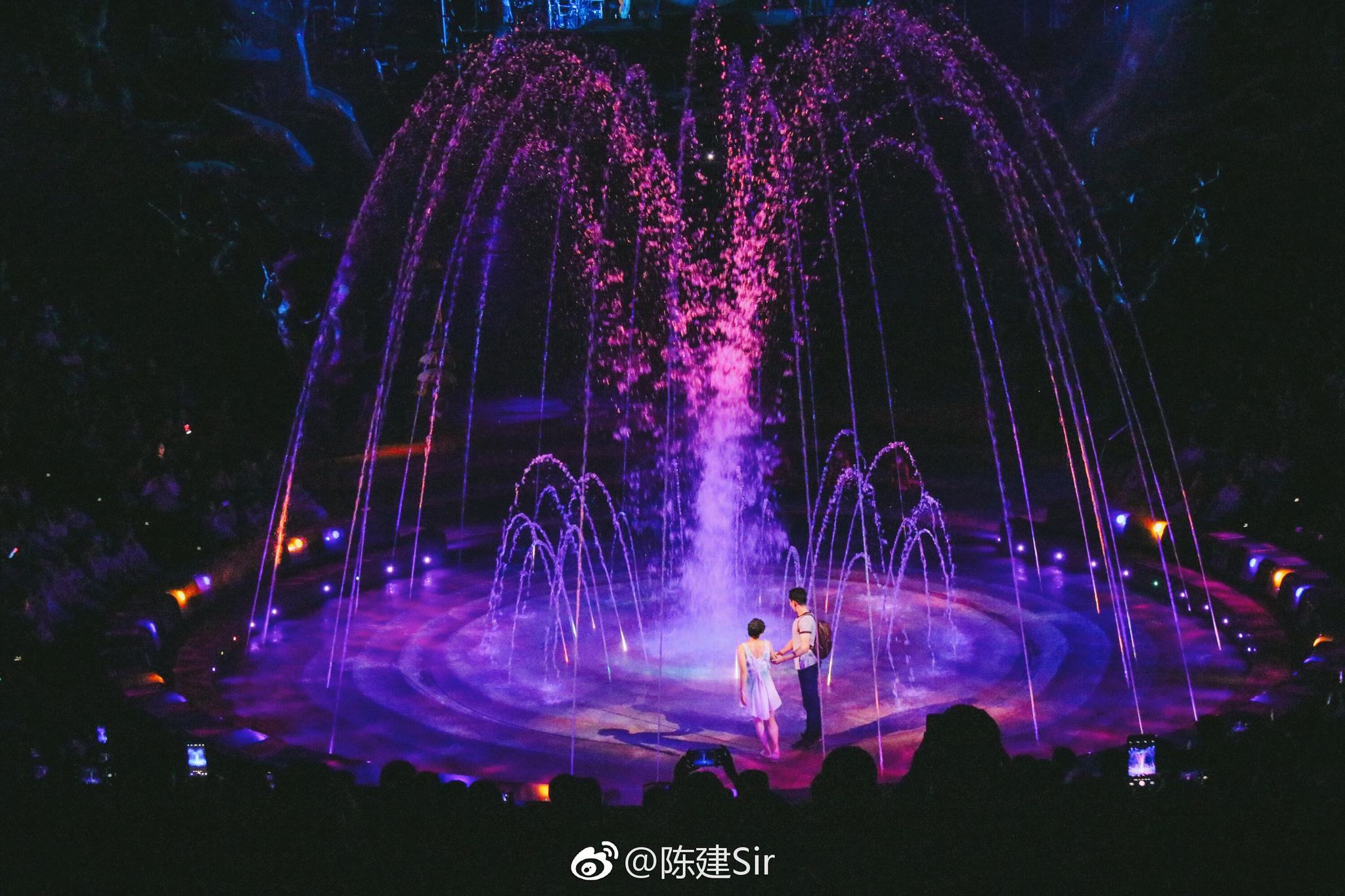 到西双版纳必看的一场演出——傣秀
