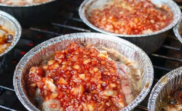 再也吃不到了 ●周斌臭豆腐