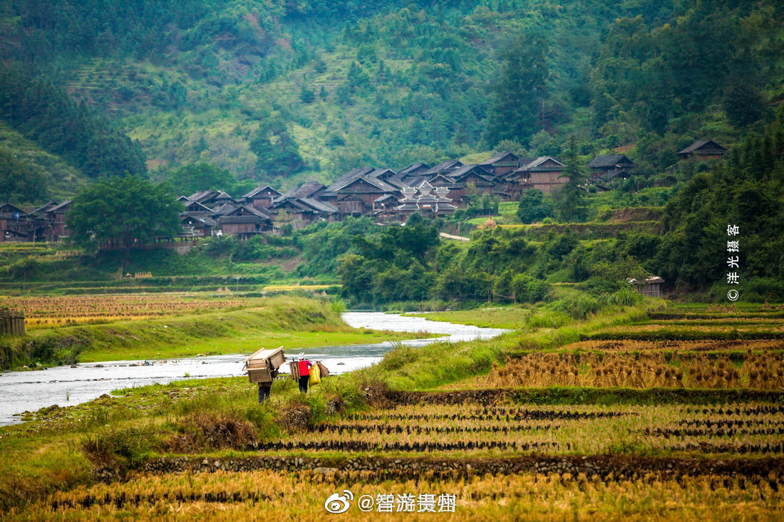贵州大山里的村子图片图片