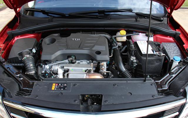 荣威i5终于上市,百公里加速7.9秒,搭载1.5l发动机售5.99万