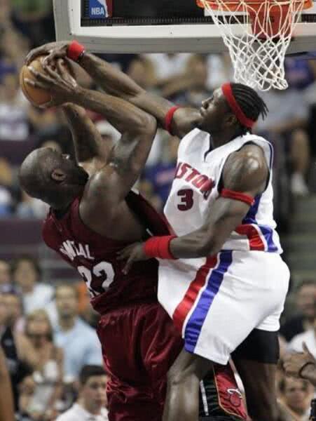 本华莱士与篮球名人堂的距离有多遥远?