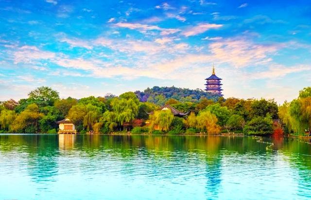 中国最美丽的城市,号称"人间天堂",位居新一线城市第二