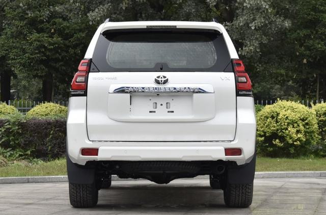 中国男人以买得起丰田霸道作为成功标志