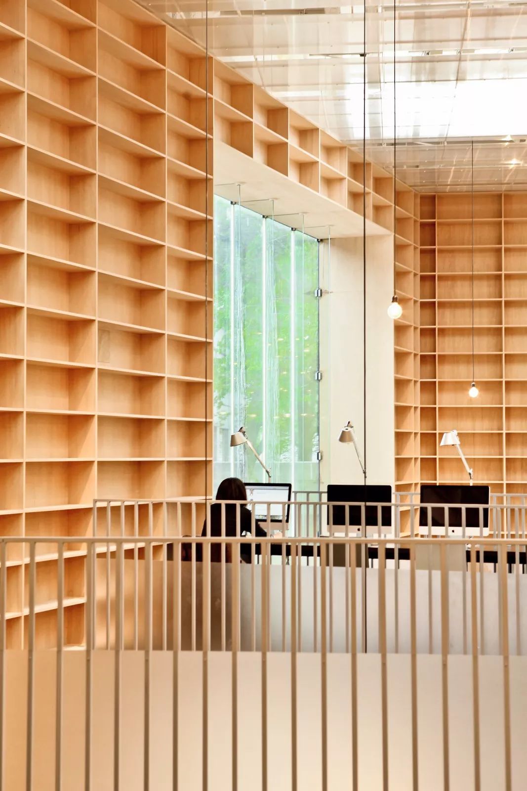 这是表面区域的灵活使用的典范△ final wooden house na house(2010)