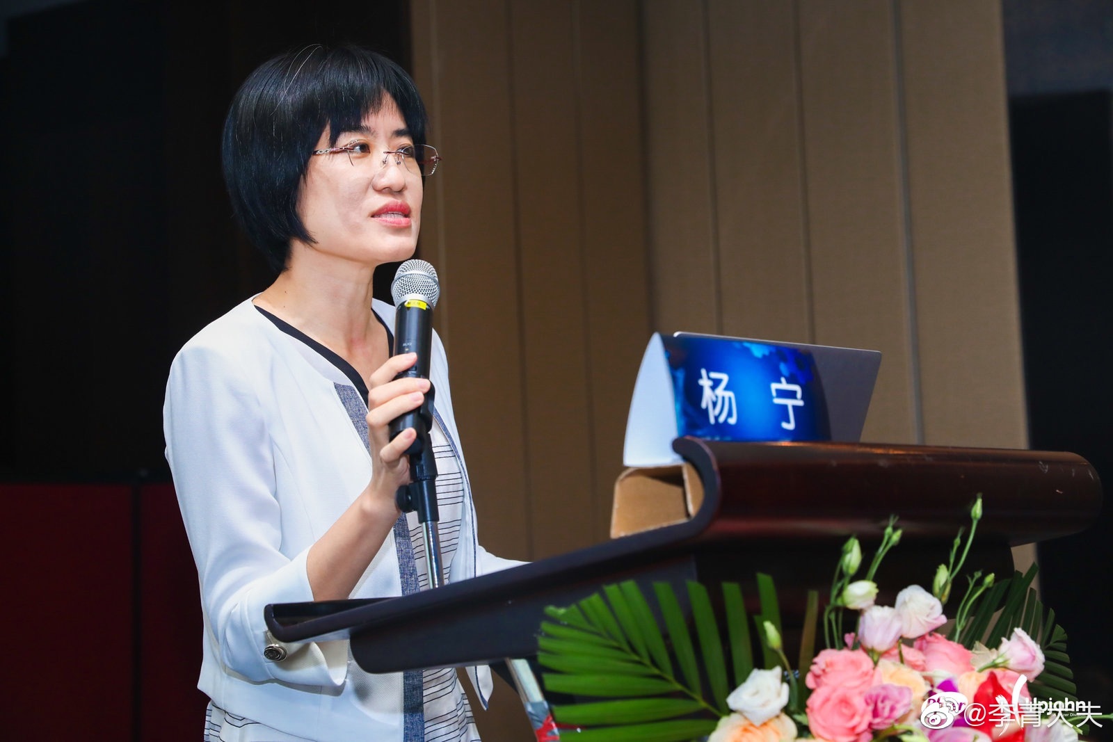 医有仁心学无止境