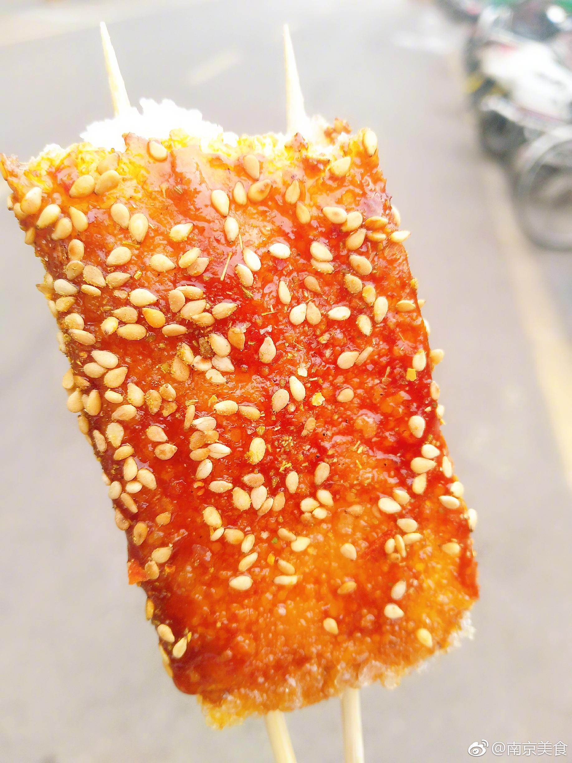 义乌小商品城的脆皮年糕也太好吃了吧才3块钱一根