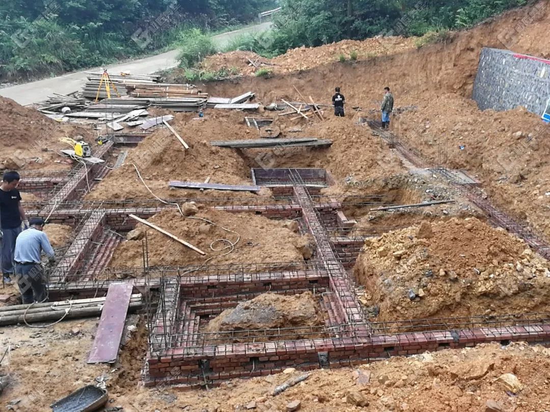极匠美墅邵阳刘总府邸基础施工工艺展示|条形|邵阳|圈梁_新浪新闻