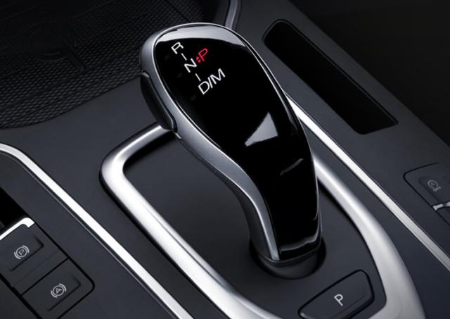 全新魏派vv7今日上市,换装大鸡腿电子档杆,科技豪华双升级