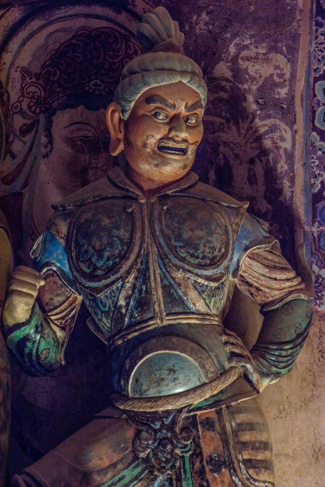 彩塑,为原装的唐代艺术品,这一铺一佛二弟子二菩萨二天王塑像是莫高窟