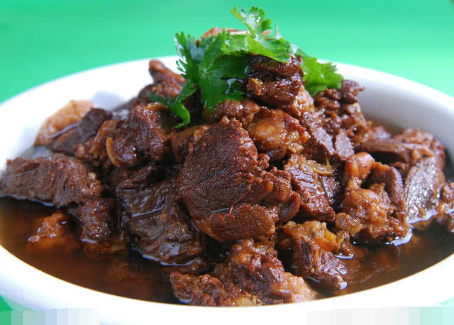广东吃猫而广西吃狗,你知道一斤狗肉在广西能卖多少钱吗