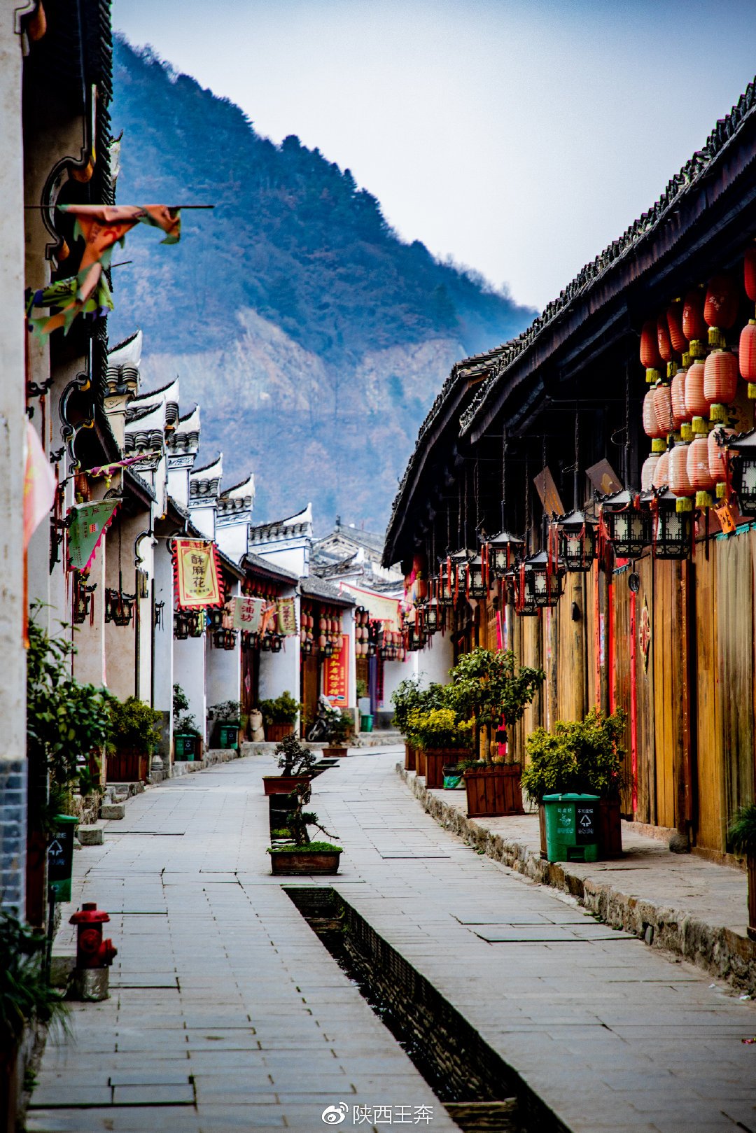 小城镇安惊喜多,一不留神被圈粉了