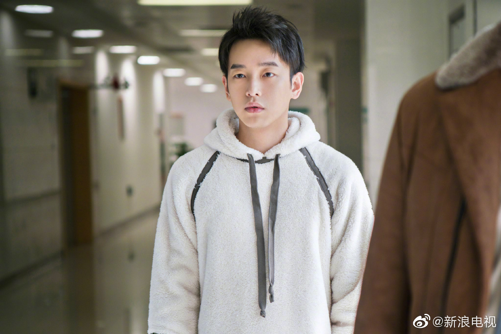 奋斗吧少年中的路夏把网球打出热血和青春的模样