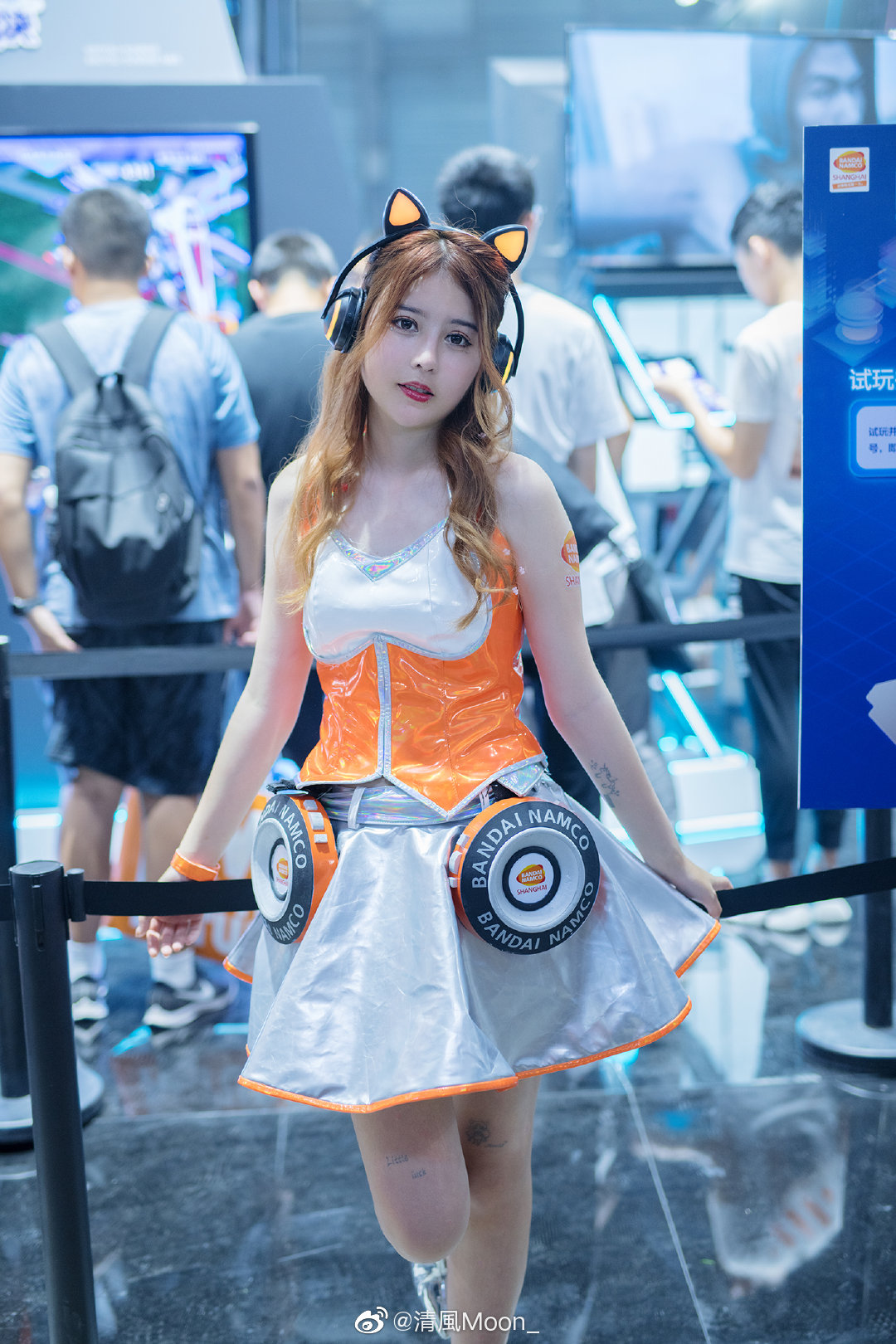 清风moon_ 有认识的可以帮忙圈一下@cjfan论坛 @青春靓丽车模 @v女