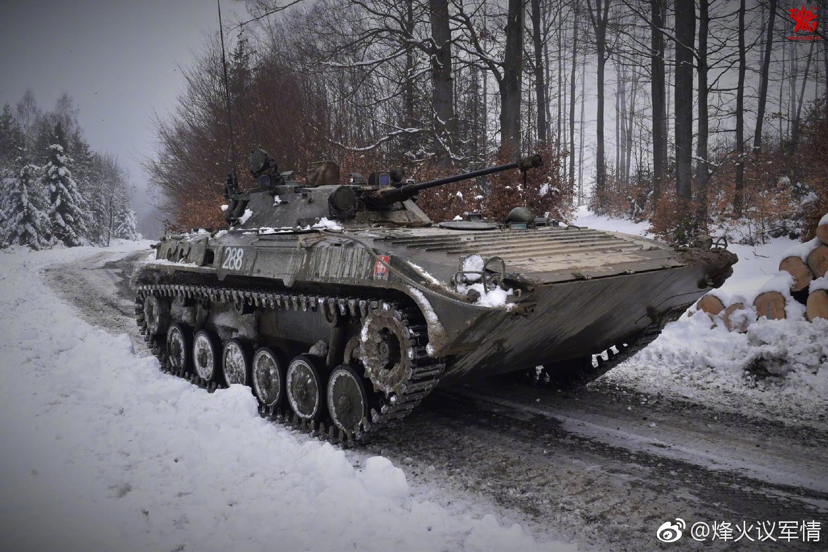 捷克和斯洛伐克陆军坦克兵冬季联合演习 一水的俄式装备