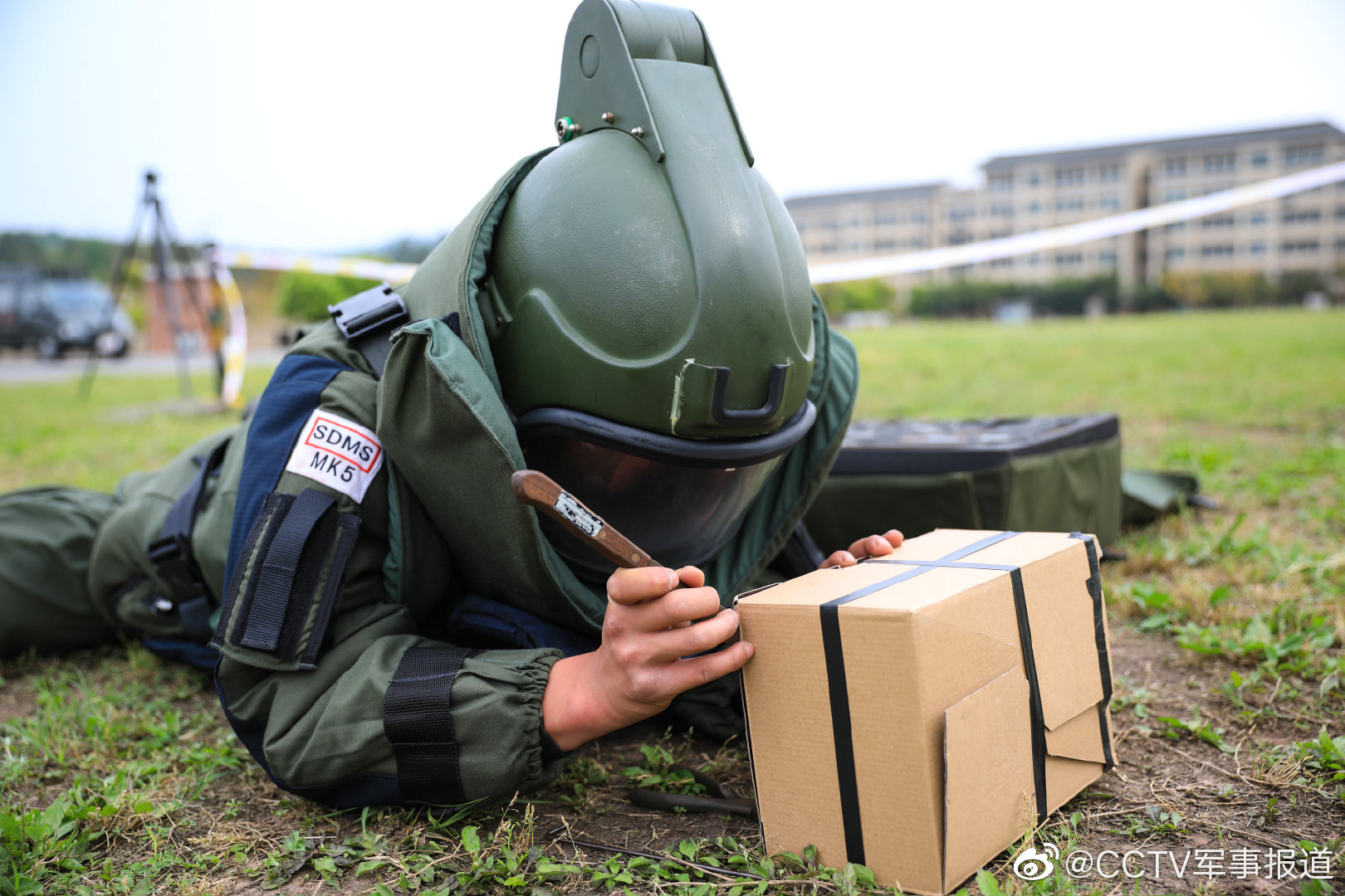 现场直击!武警重庆总队工兵防化专业分队瞄准实战砺精兵