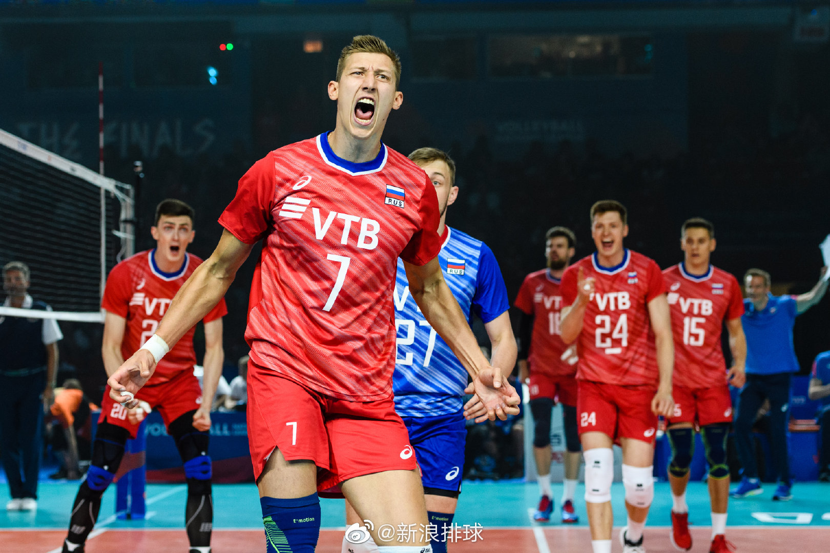 总决赛法国男排继首日1-3不敌美国男排后