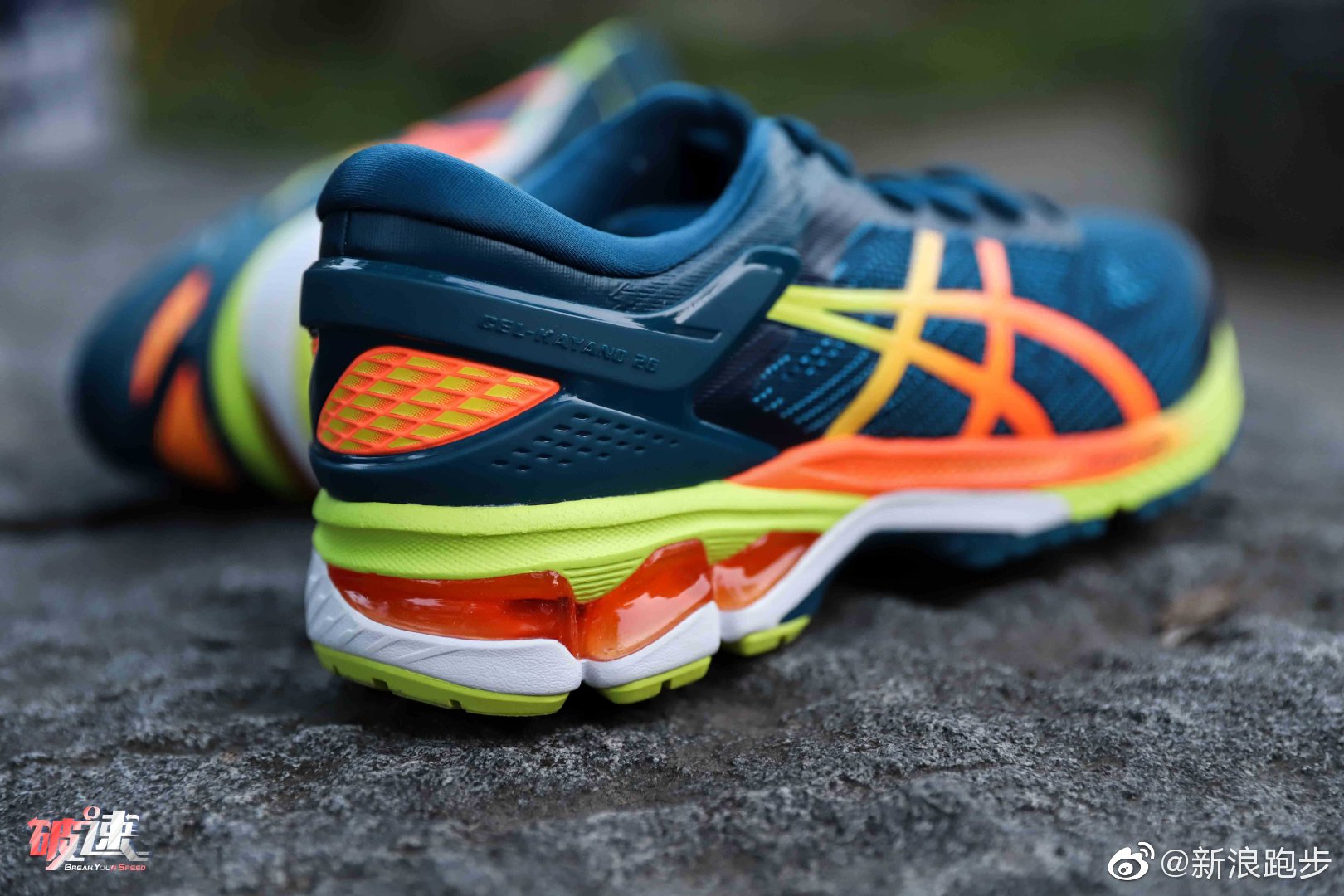 kayano 26 跑鞋实拍,你穿过这个系列吗?