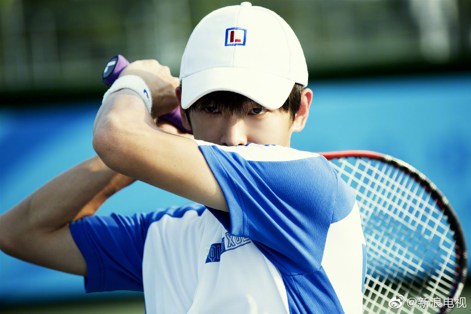 少年》中的路夏把网球打出热血和青春的模样_高清图集_新浪网