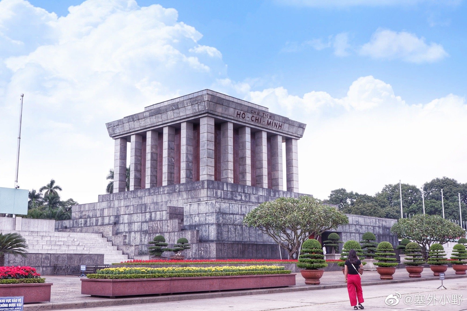 越南首都河内的巴亭广场相当于中国的天安门广场