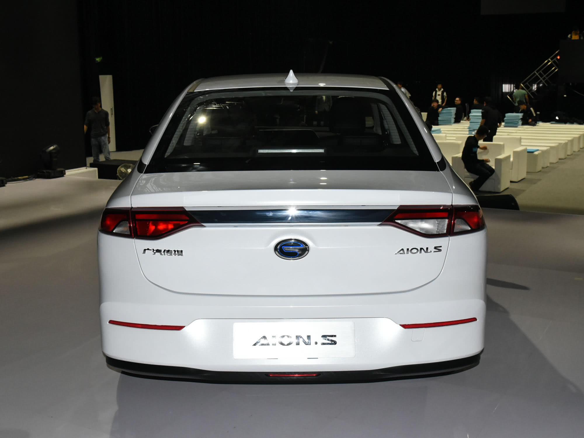 "低配高讲"混淆视听,续航510km的aion s存在隐患?