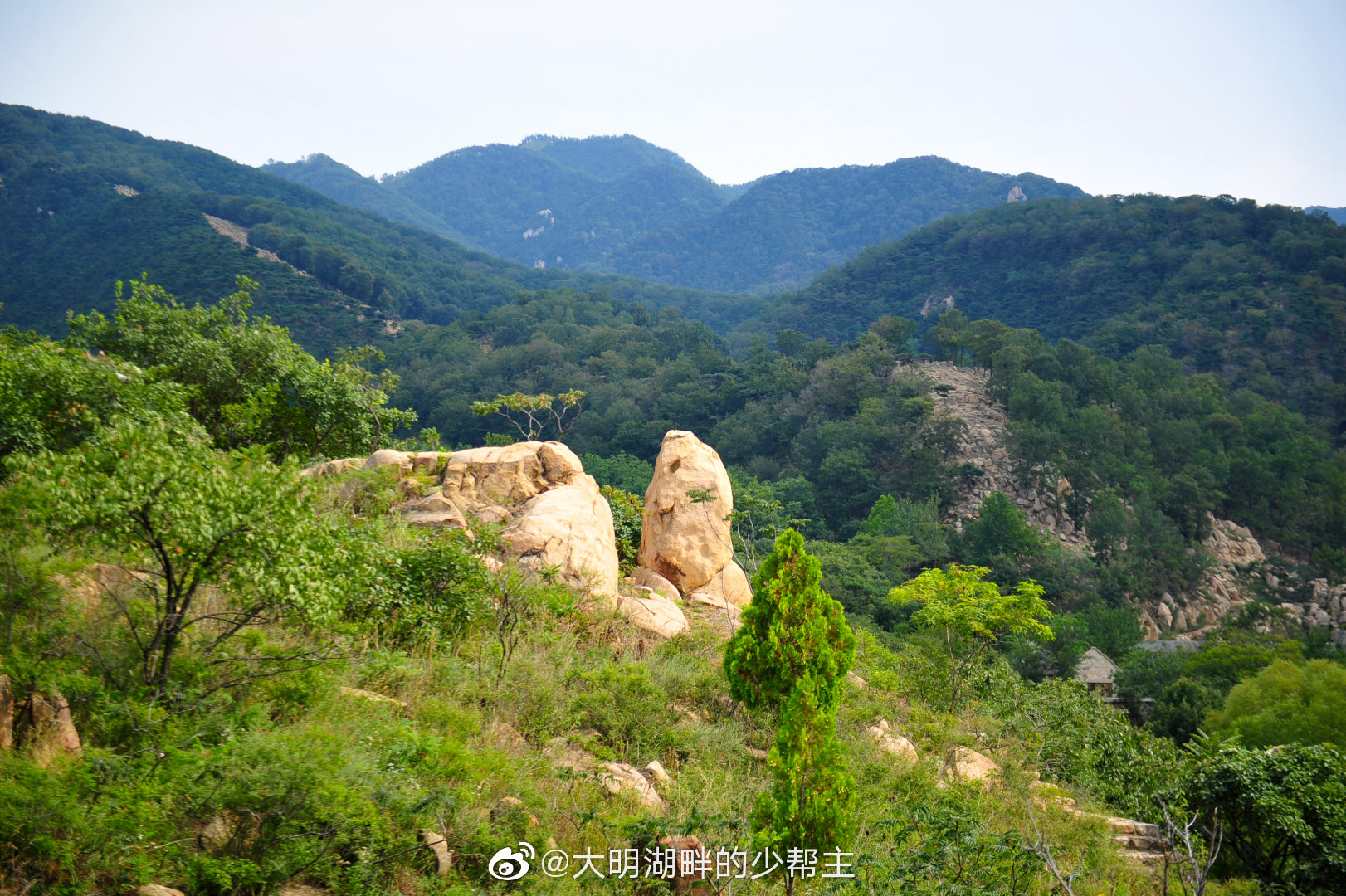 拔山村原名八仙庄坐落于风景秀丽的长清区万德镇内