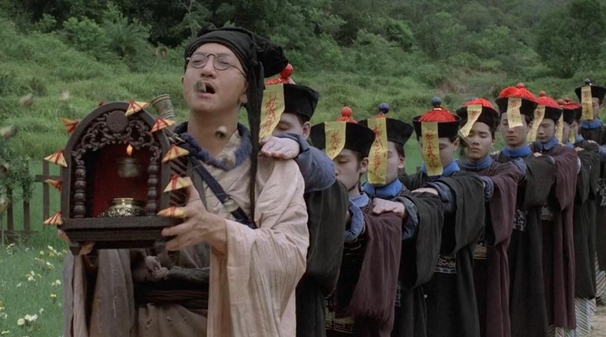 俗哥说电影,香港经典僵尸片《僵尸叔叔》香港八十年代经典喜剧片