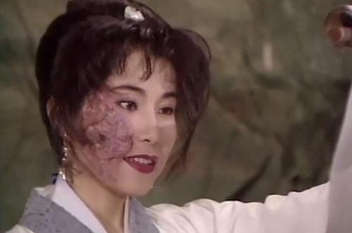 26年前《新白娘子传奇》变身前的"胡媚娘",卸掉疤痕装真的好美