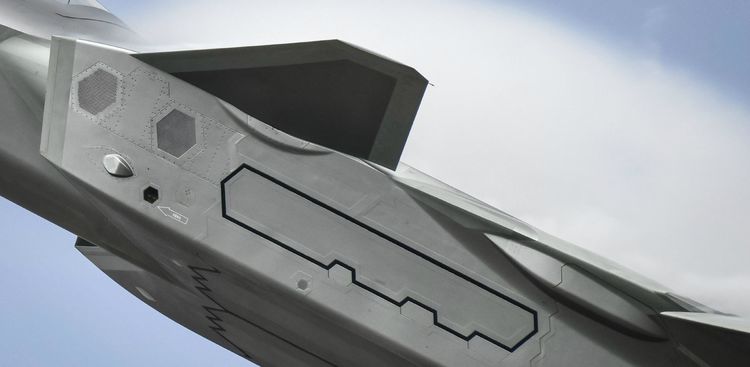 一组歼20高清照片曝光,每一帧清晰到铆钉,网友:做工脱胎换骨