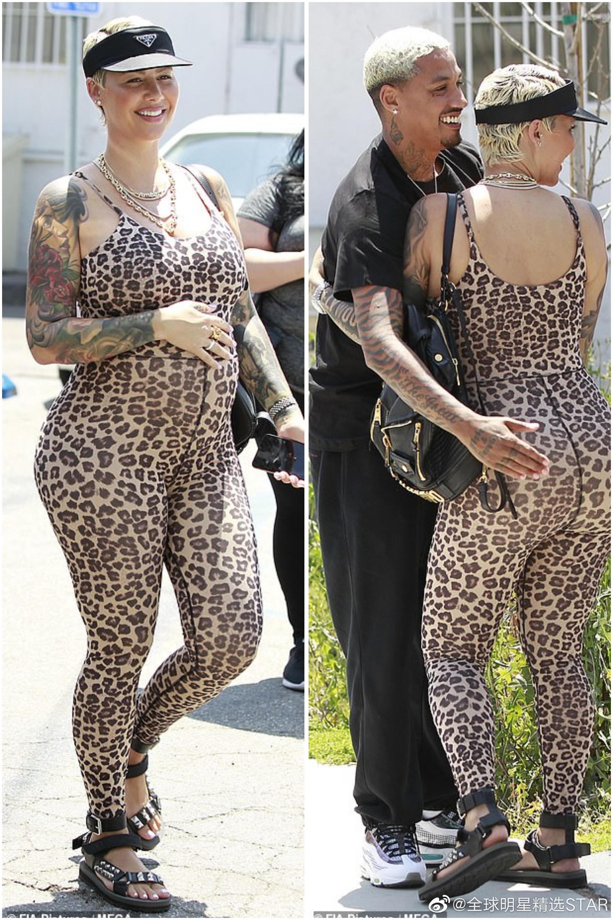 哈登前女友艾波·罗斯一身狂野打扮出街,豹纹连体衣吸人眼球