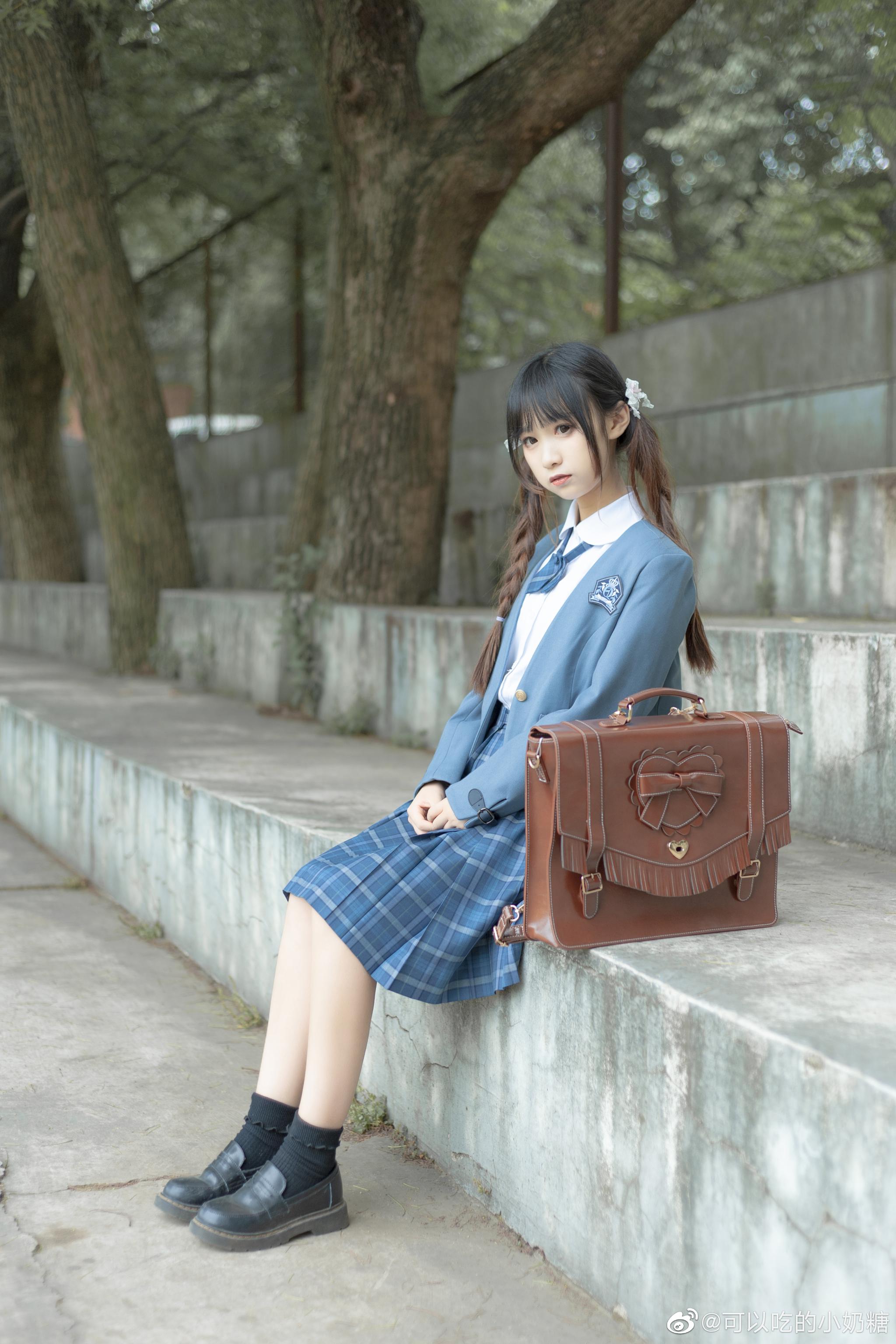 出镜@可以吃的小奶糖 摄影后期@凉水映画