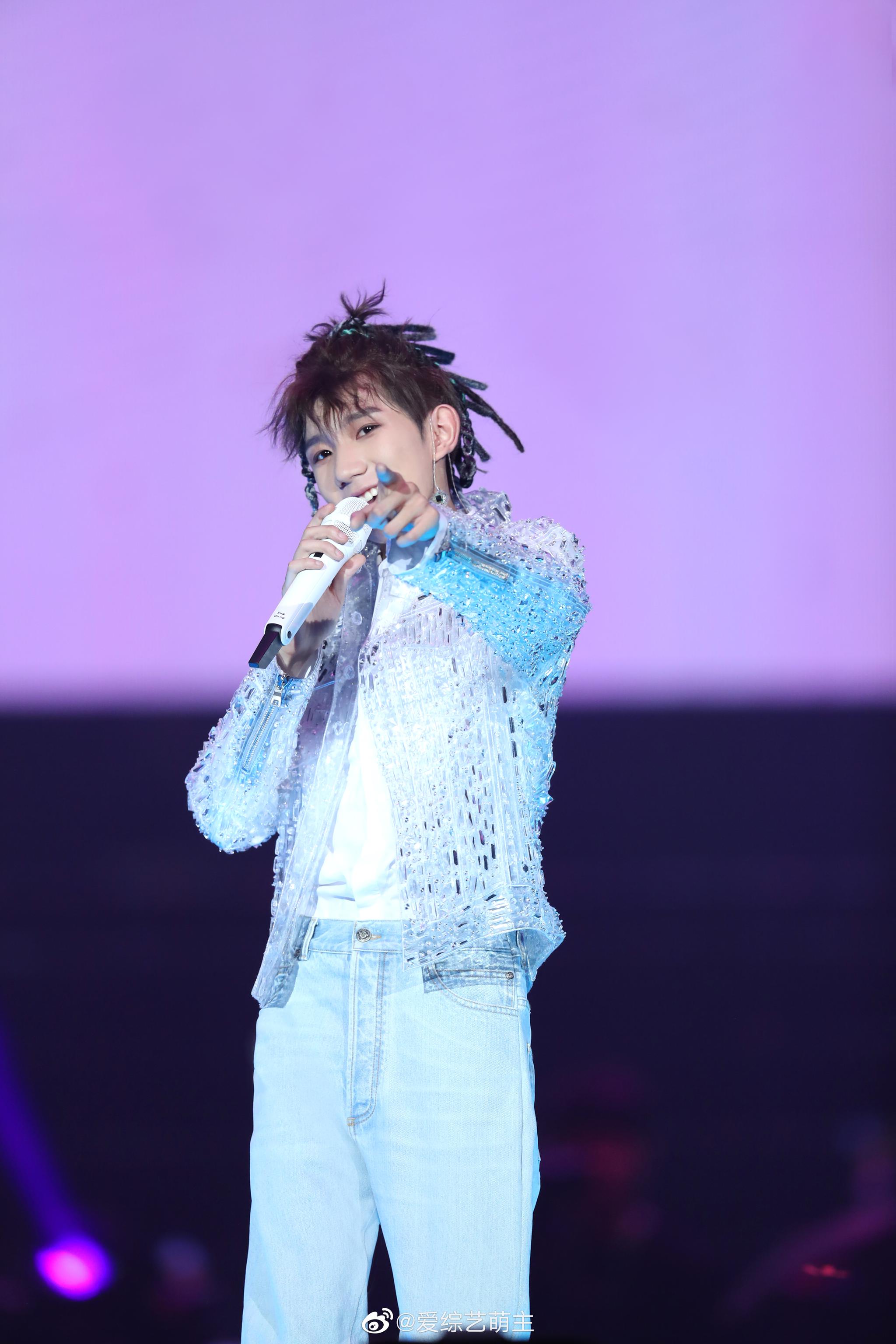 有网友晒图王源登伯克利招生宣传ppt介绍栏中还写道