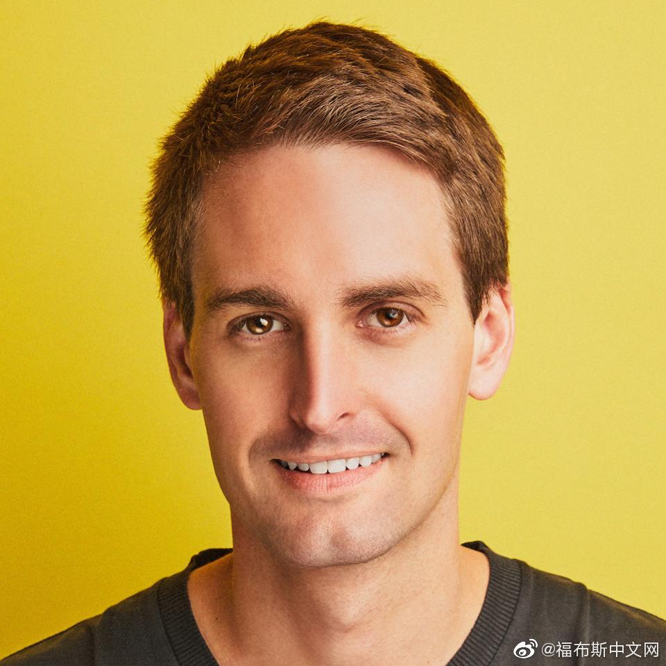 年仅29岁的snap的联合创始人埃文·斯皮格尔(evan spiegel)是唯一一名