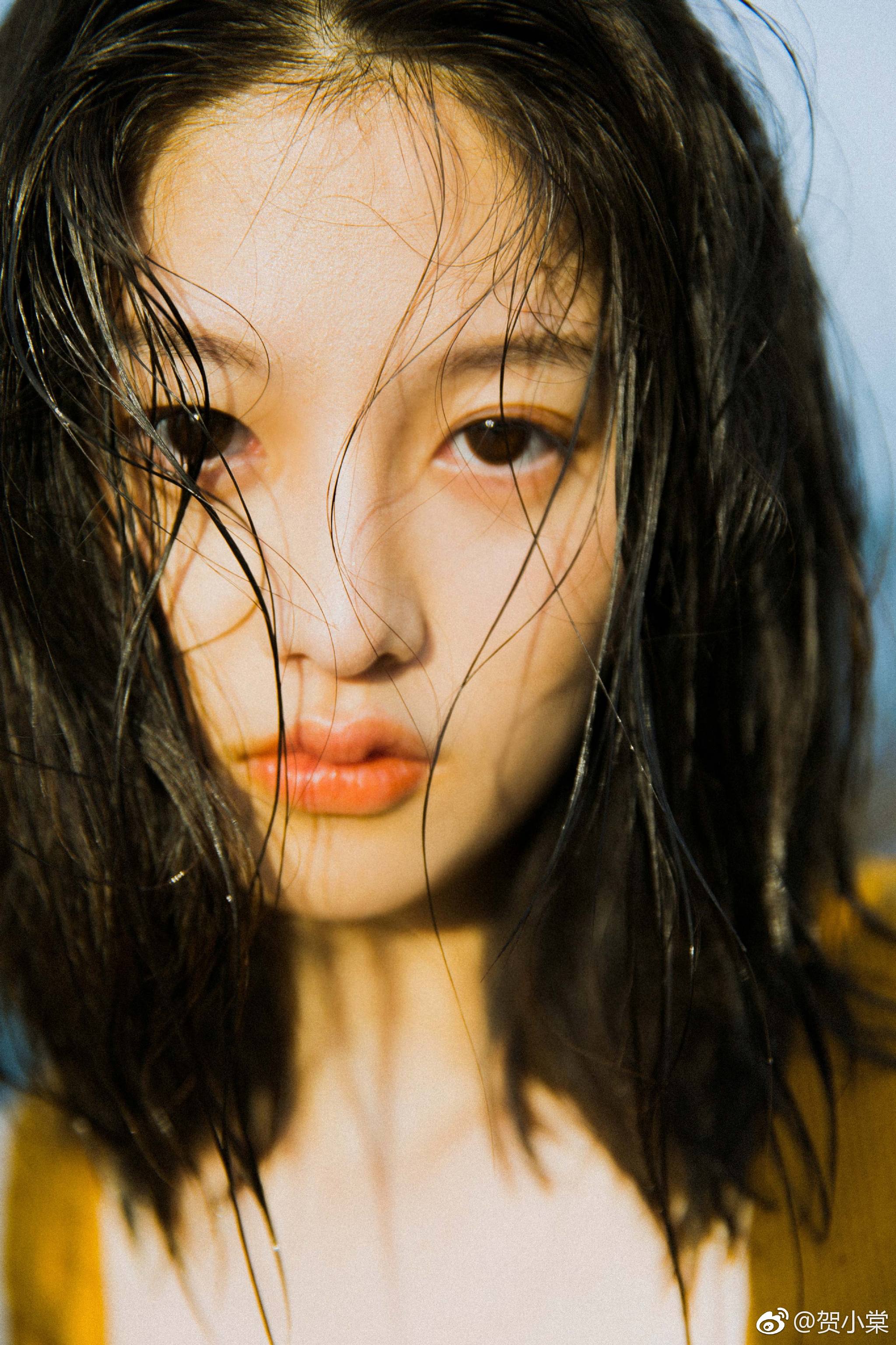 这个夏天结束的时候 想念蓝色的海边 出镜:@梁子玥越by@贺小棠