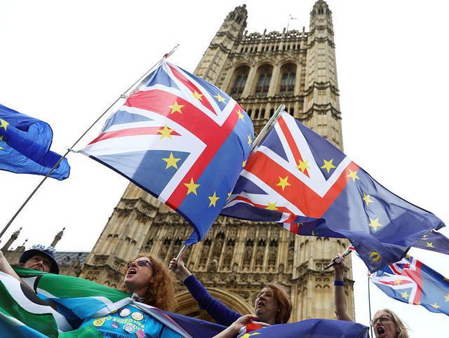 美英两国因为采购型号起争议,里面藏的东西真深