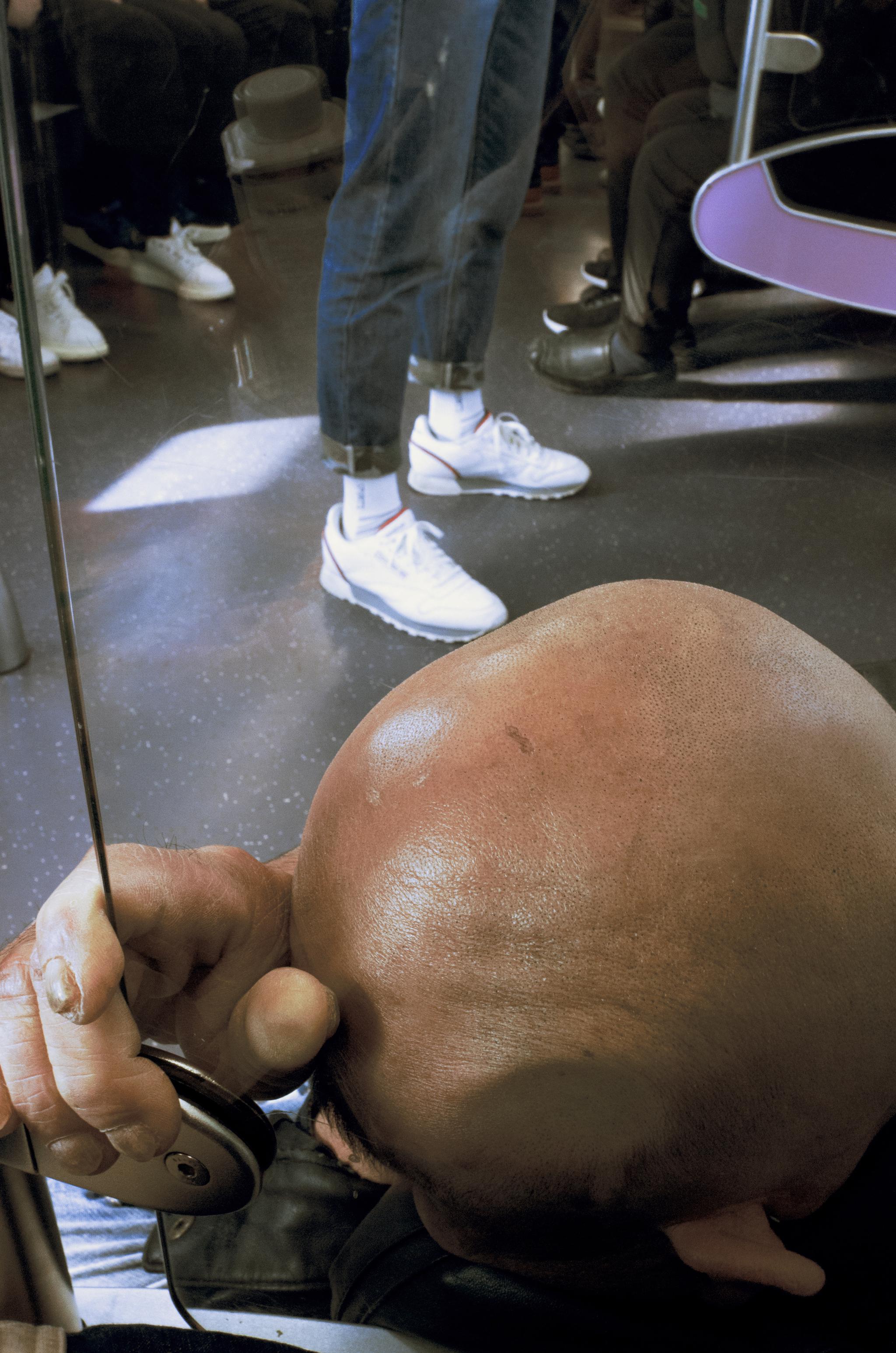 "你踩着我脑袋啦!"photo by leica x typ113