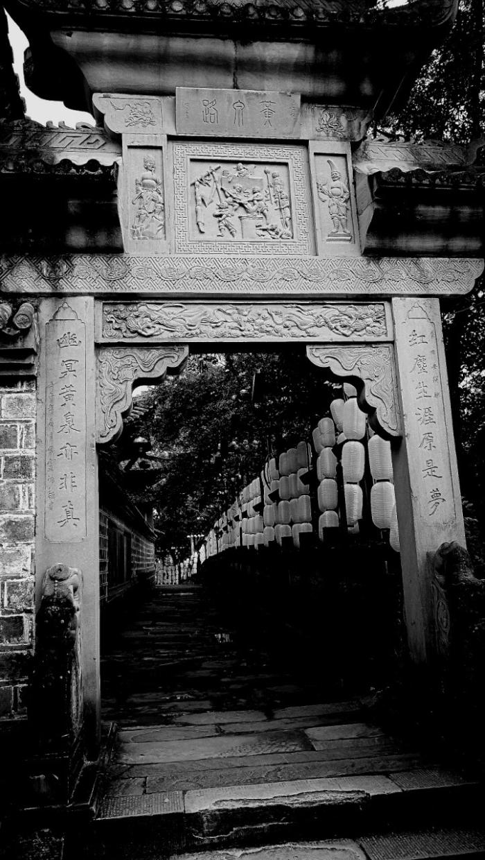 传说中的酆都鬼城,居然真实的存在!一同夜游鬼城,敢来吗