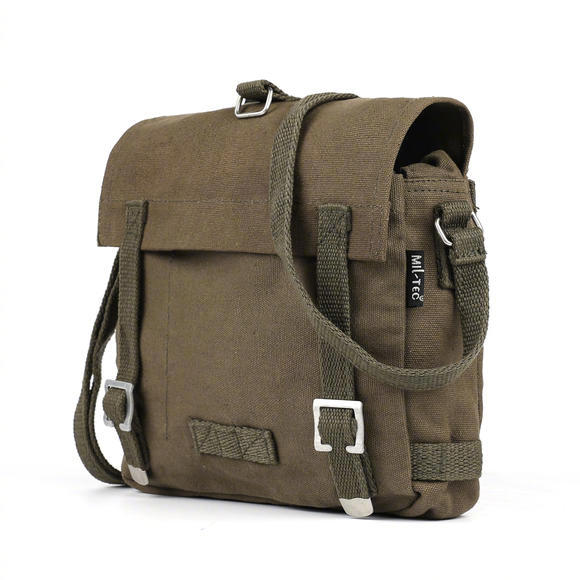 提到背包就不得不说二战中的德军背包系统