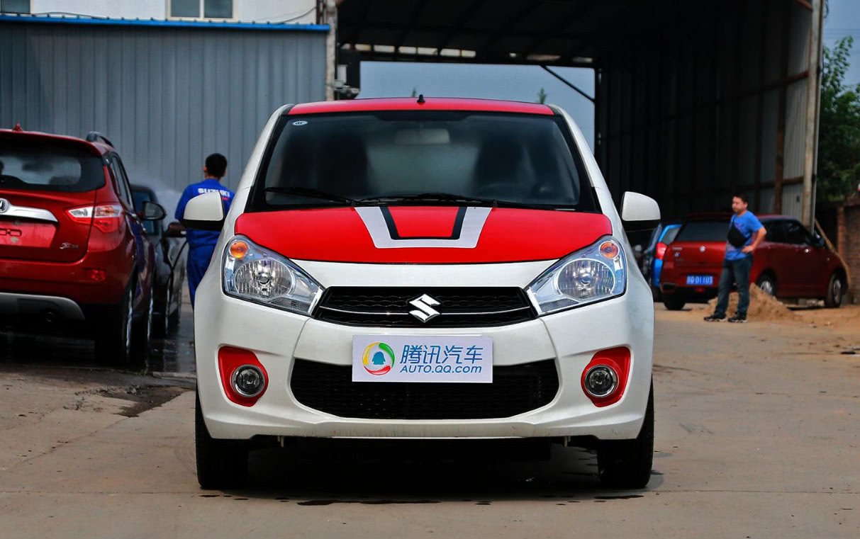 第8代铃木奥拓三缸发动机cvt变速箱油耗仅27l