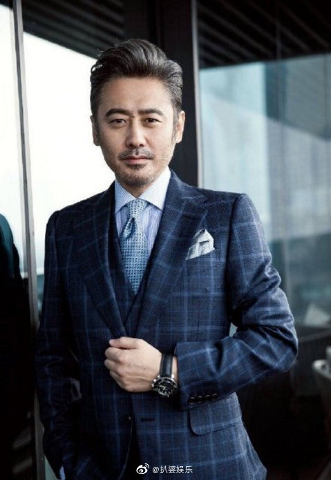 完了完了,明星突然曝光在荧幕前一定会有后续操作|荧幕|吴秀波|复出_