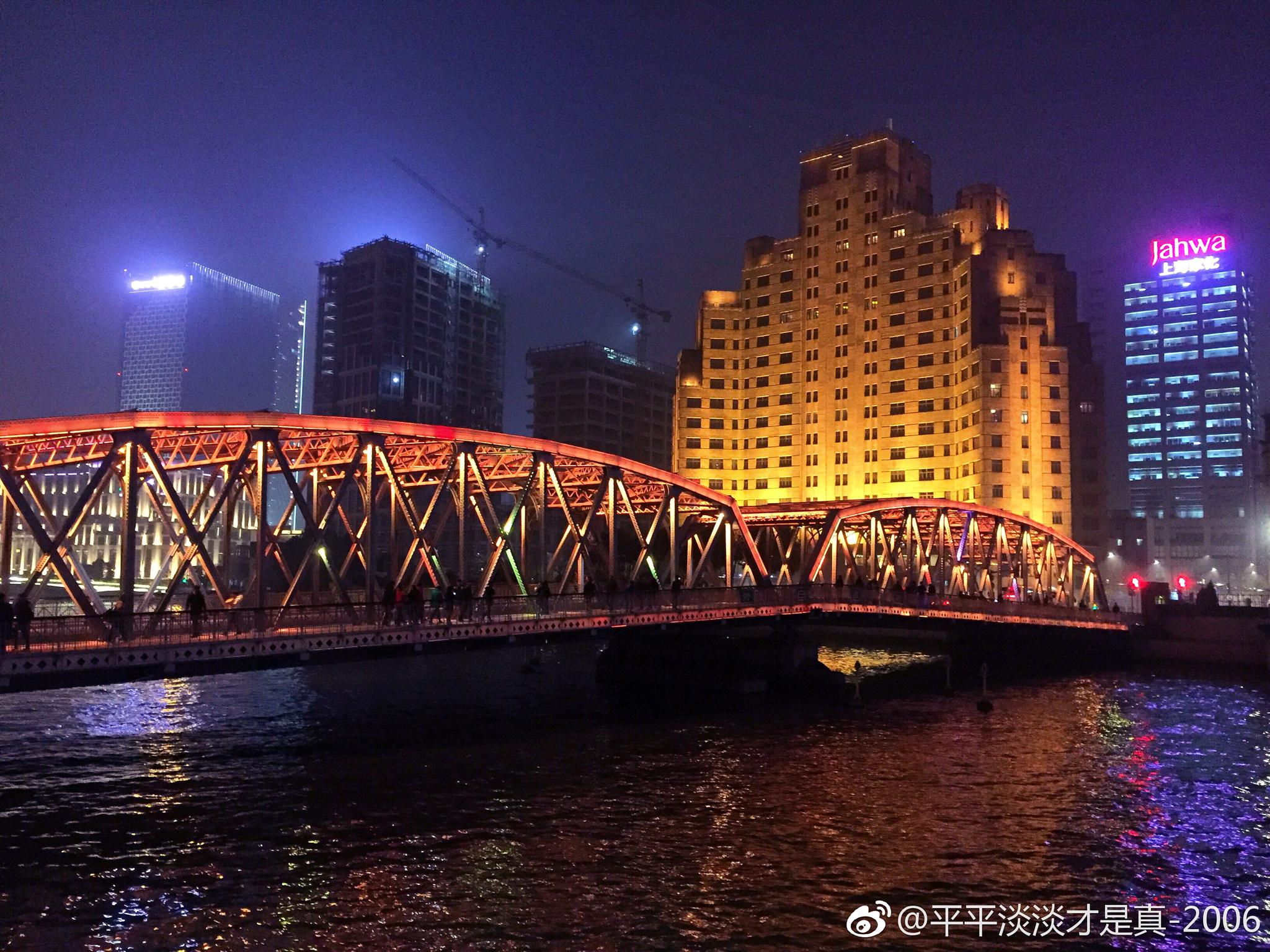 中国第一座全钢结构铆接桥梁和仅存的不等高桁架结构桥———外白渡桥|图库|冯飞燕_新浪新闻
