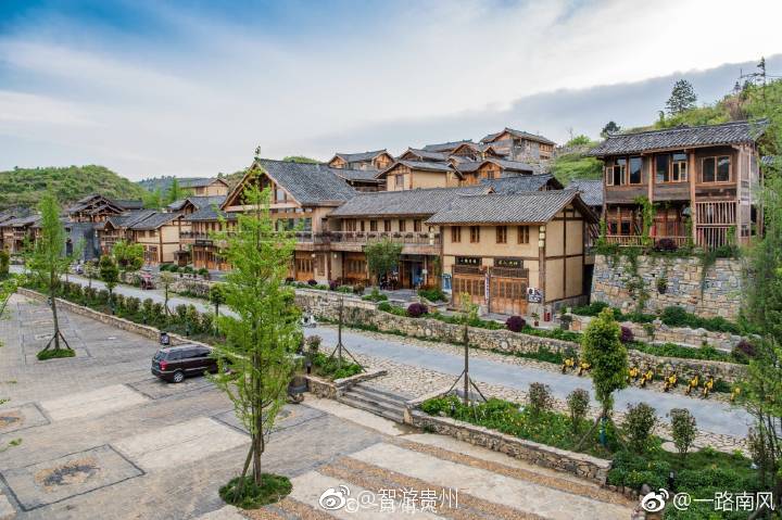 位于贵州黔南州中部偏北位置的贵定就像失落人间的秘境
