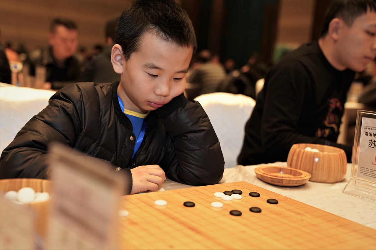 晚报杯6轮战罢王琛唐崇哲领跑